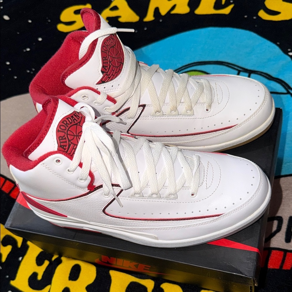 Air Jordan2 Retro 'Chicago Home.                ( Replacement Box) - Picture 8 of 12